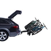 Dönthető, így a csomagtérajtó nyitható.